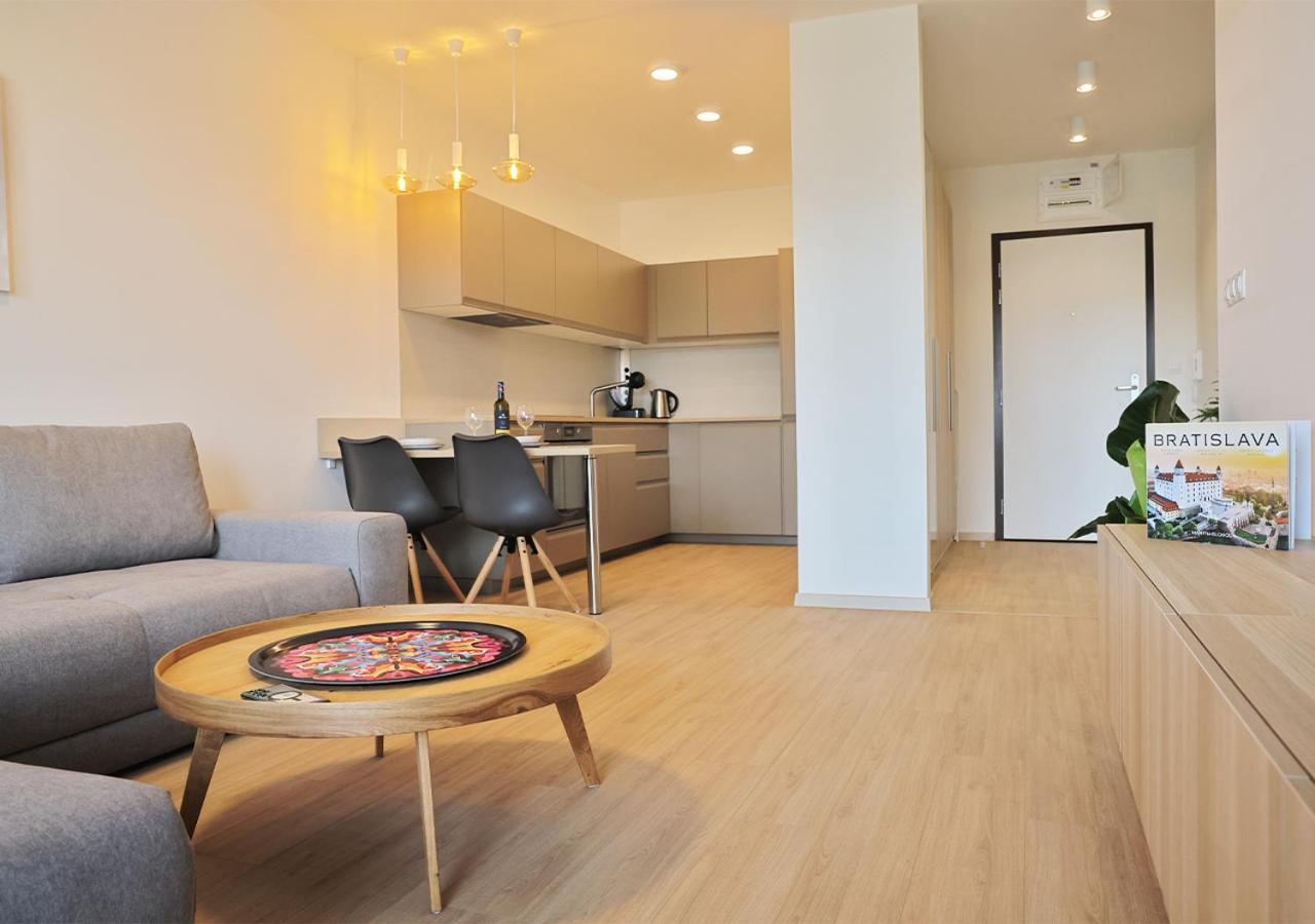 Luxury Grand Apartments By Bratislavatrip Extérieur photo